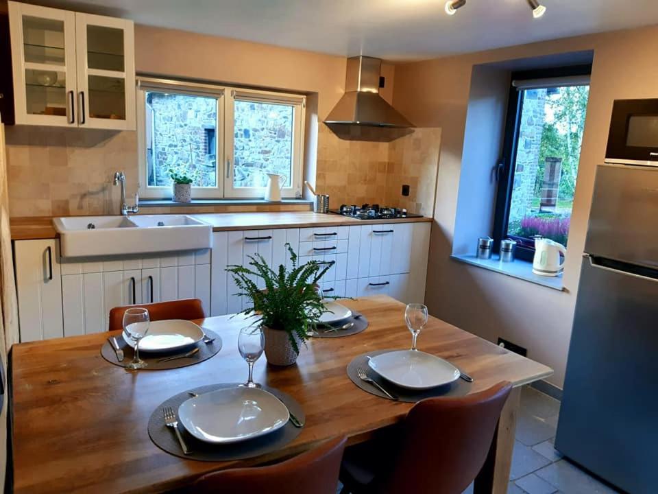 Le Clos Du Cerf - Le Sous-Bois Stoumont Buitenkant foto